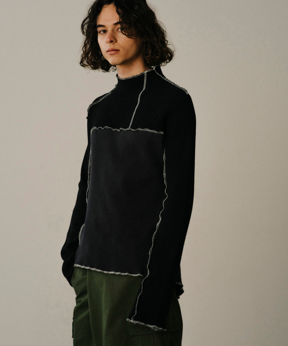 ASSYMETRICAL PATCHWORK HIGH NECK