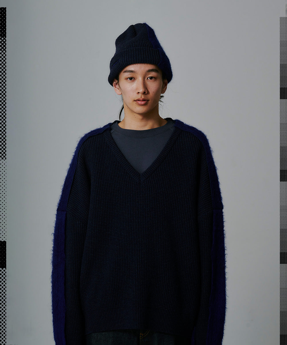 TWO-TONE KNIT