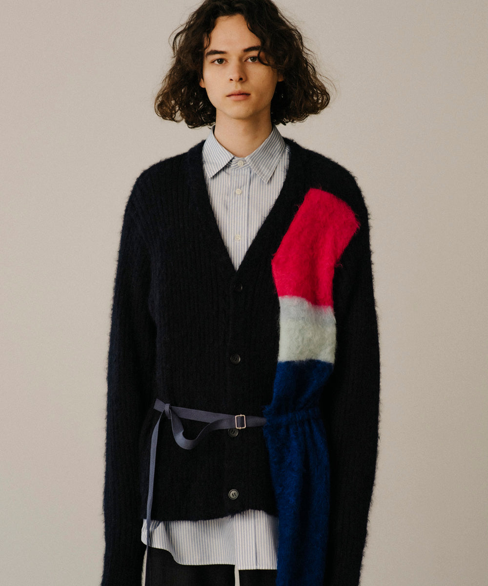 ASSYMETRICAL BELTED KNIT