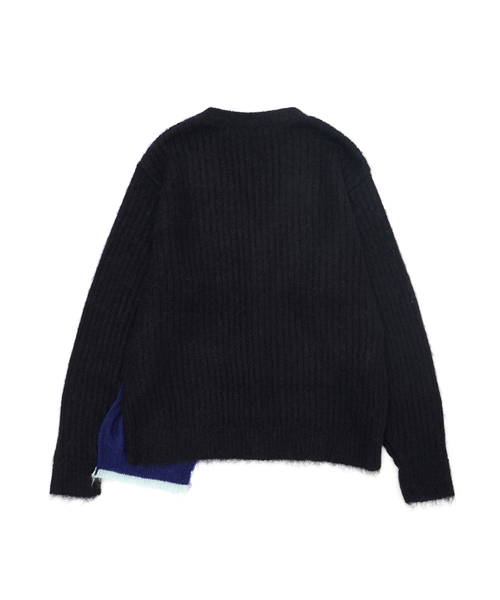 ASSYMETRICAL BELTED KNIT