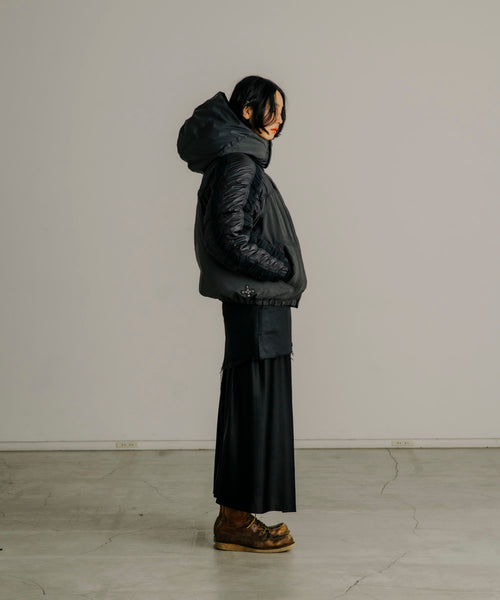 GATHERED SEAM DOWN JACKET