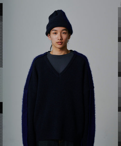 TWO-TONE KNIT